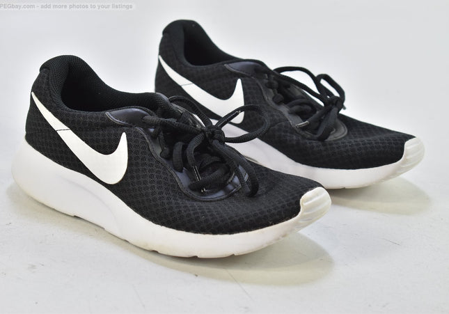 Nike Tanjun Damen Sportschuhe Sneaker  EUR 39 Nr. 26-G 2161