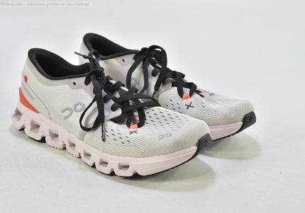 On Cloud X  Damen Sportschuhe Sneaker  EUR 38 Nr. 25-V 2470