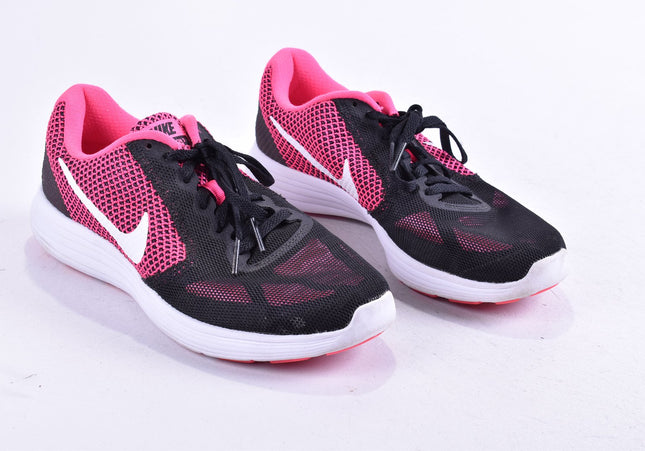 Nike Revolution Damen Sportschuhe Sneaker EUR 38,5 Nr. 24-U 15-Schuh-Gebraucht-secondhand