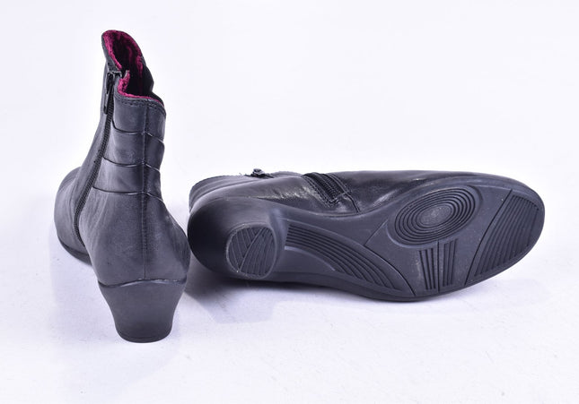 Theresia M. Damen Stiefelette Boots UK 3,5 Nr. 24-O 2261-Schuh-Gebraucht-secondhand