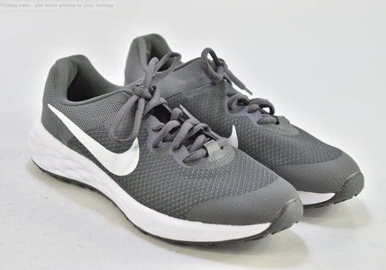 Nike Revolution Damen Sportschuhe Sneaker  EUR 39 Nr. 26-A 1077