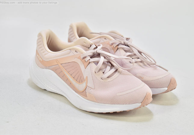 Nike Quest Damen Sportschuhe Sneaker  EUR 37,5 Nr. 26-J 341