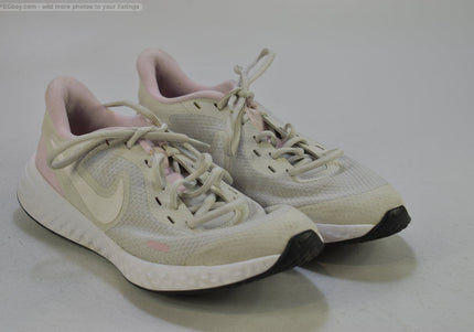 Nike Revolution Damen Sportschuhe Sneaker  EUR 39 Nr. 25-Y 1853