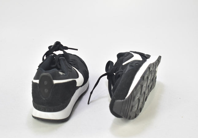 Nike MD Runner Damen Sportschuhe Sneaker EUR 38 Nr. 24-P 1947-Schuh-Gebraucht-secondhand