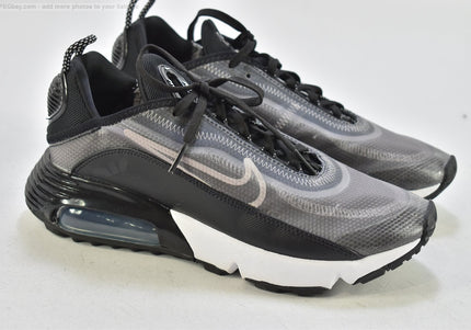 Nike 2090 Damen Sportschuhe Sneaker  EUR 39 Nr. 26-A 126