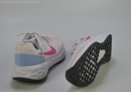 Nike Revolution Damen Sportschuhe Sneaker  EUR 39 Nr. 25-Y 1860