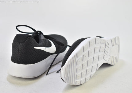 Nike Tanjun Herren Sportschuhe Sneaker  Gr. 45,5 Nr. 26-T 699