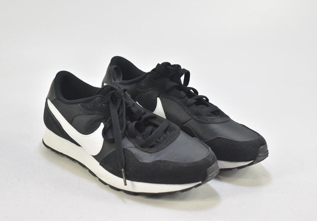 Nike Valiant Damen Sportschuhe Sneaker EUR 38,5 Nr. 24-N 2365-Schuh-Gebraucht-secondhand