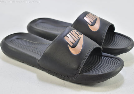 Nike  Damen Sandale Pantolette  EUR 42 Nr. 26-S 1197