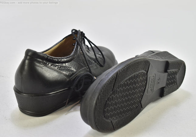 Finn Comfort  Damen Halbschuhe Freizeitschuhe  UK 7,5 Nr. 26-A 988