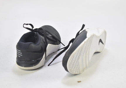 Nike Metcon Damen Sportschuhe Sneaker EUR 38,5 Nr. 24-O 1138-Schuh-Gebraucht-secondhand