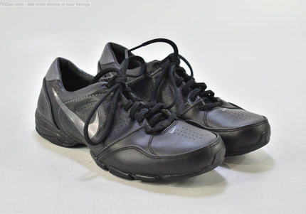 Nike Toukal Herren Sportschuhe Sneaker  EUR 41 Nr. 26-Z 1582