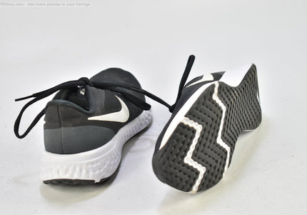 Nike Revolution Damen Sportschuhe Sneaker  EUR 40 Nr. 25-P 1557