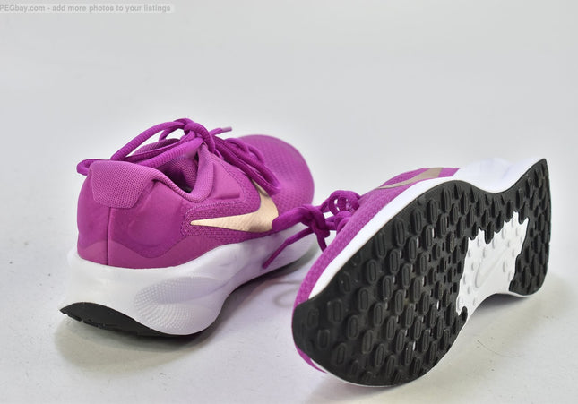 Nike Revolution Damen Sportschuhe Sneaker  EUR 37,5 Nr. 25-X 1402
