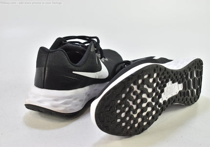 Nike Revolution Herren Sportschuhe Sneaker  EUR 44,5 Nr. 26-Z 2021