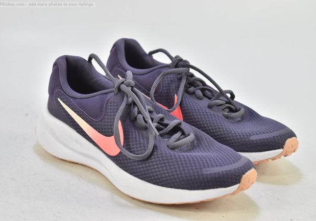 Nike Revolution 7 Damen Sportschuhe Sneaker  Gr.38 Nr. 26-T 435