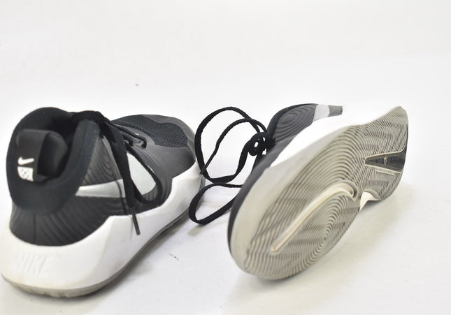 Nike Team Hustle Damen Sportschuhe Sneaker EUR 38,5 Nr. 23-U 1782-Schuh-Gebraucht-secondhand