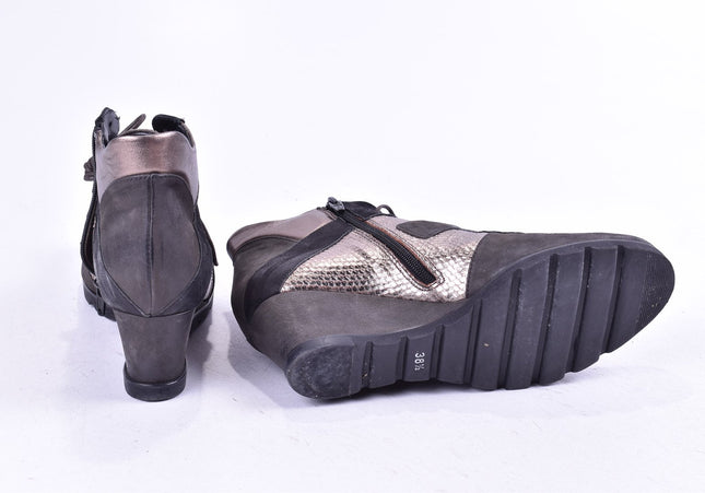 Maison Martina Damen Stiefelette Boots EUR 38,5 Nr. 24-A 2605-Schuh-Gebraucht-secondhand