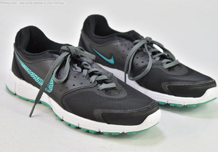 Nike Revolution Damen Sportschuhe Sneaker  EUR 40,5 Nr. 25-Y 1071