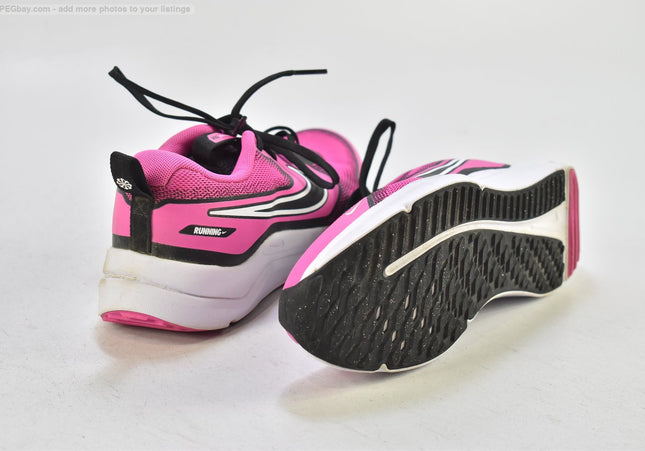 Nike Cosmic Runner Damen Sportschuhe Sneaker  Gr.37,5 Nr. 26-T 25