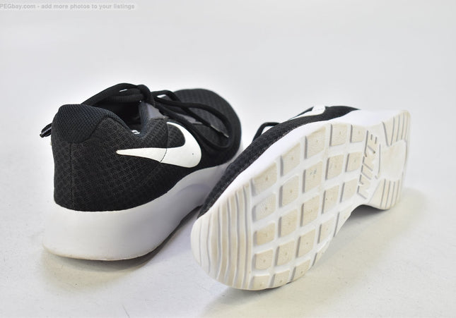 Nike Tanjun Herren Sportschuhe Sneaker  EUR 43 Nr. 26-F 207