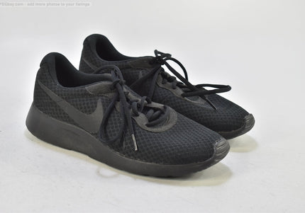Nike Tanjun Herren Sportschuhe Sneaker  Gr. 42 Nr. 26-T 758