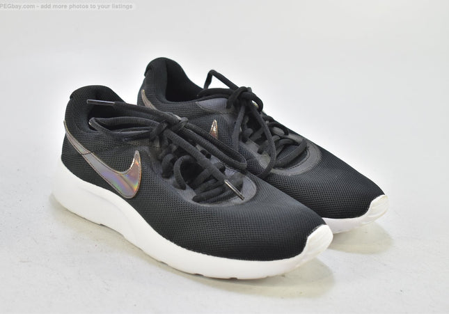 Nike Tanjun Damen Sportschuhe Sneaker  Gr. 40 Nr. 26-T 463