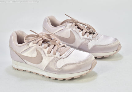 Nike MD Runner 2 Damen Sportschuhe Sneaker  EUR 38 Nr. 25-Z 2874