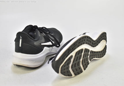 Nike Downshifter Damen Sportschuhe Sneaker  Gr. 40 Nr. 26-T 475