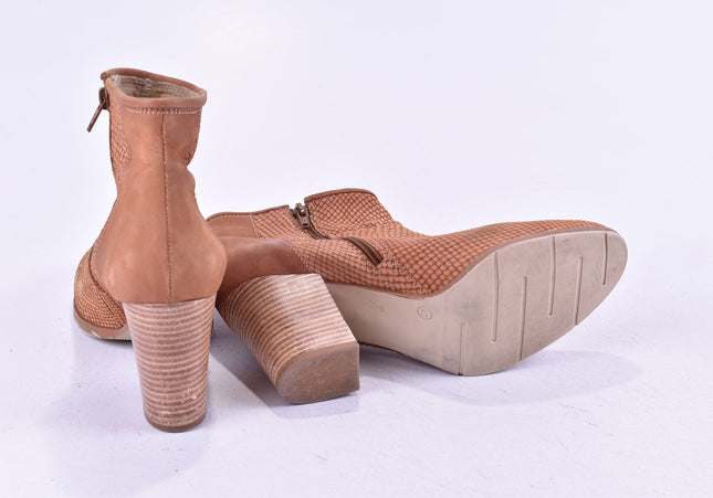 Tamaris Damen Stiefelette Boots EUR 40 Nr. 24-A 82-Schuh-Gebraucht-secondhand