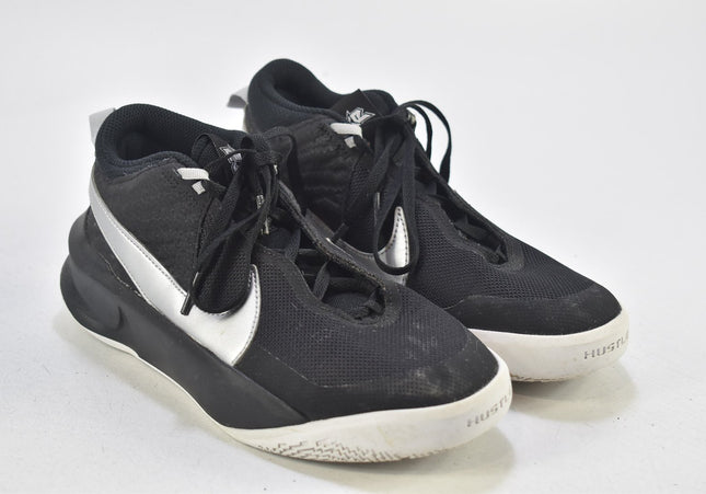 Nike Team Hustle Damen Sportschuhe Sneaker EUR 37,5 Nr. 24-O 788-Schuh-Gebraucht-secondhand