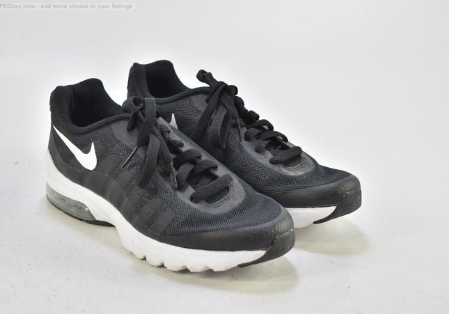 Nike Air Max Invigor Damen Sportschuhe Sneaker  Gr. 38 Nr. 26-T 497