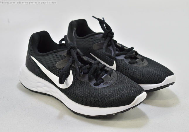Nike Revolution Damen Sportschuhe Sneaker  EUR 38,5 Nr. 25-O 1668