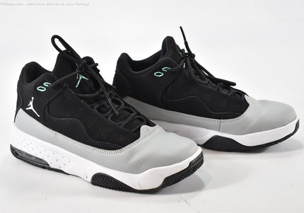 Jordan Max Aura Damen Sportschuhe Sneaker EUR 39 Nr. 25-T 2276-gebrauchte Schuhe-second hand-SchuhGebraucht