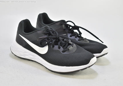 Nike Revolution Damen Sportschuhe Sneaker  Gr. 41 Nr. 26-T 504