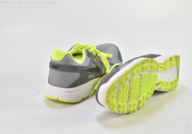 Nike Revolution Damen Sportschuhe Sneaker  EUR 39 Nr. 26-Z 2098