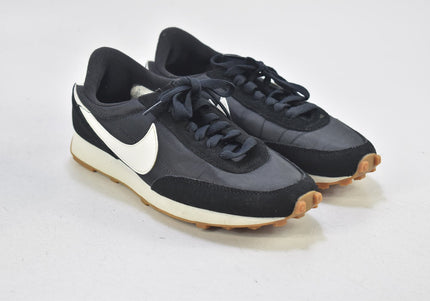 Nike Daybreak Damen Sportschuhe Sneaker EUR 37,5 Nr. 24-X 1935-Schuh-Gebraucht-secondhand