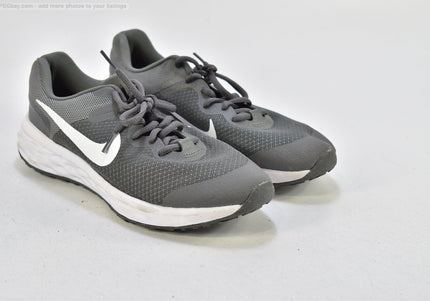 Nike Revolution Damen Sportschuhe Sneaker  EUR 39 Nr. 25-O 522