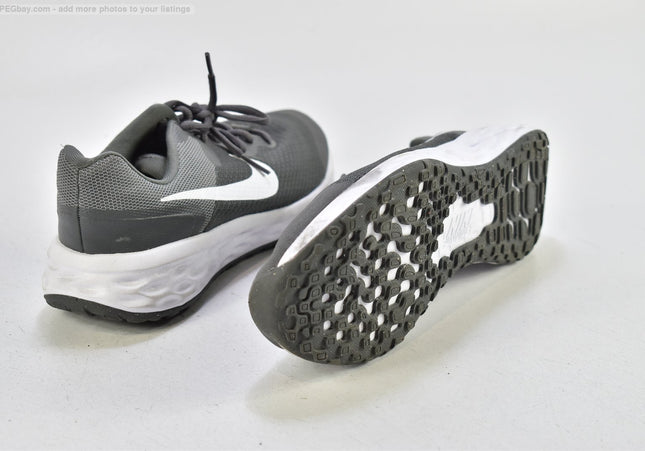 Nike Revolution Damen Sportschuhe Sneaker  EUR 39 Nr. 25-O 522