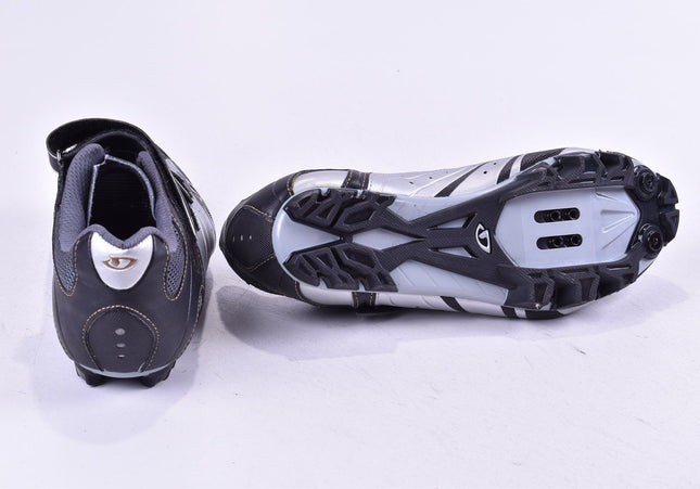 Giro Fahrradschuhe Damen Sportschuhe Sneaker EUR 39 Nr. 24-J 5342-Schuh-Gebraucht-secondhand