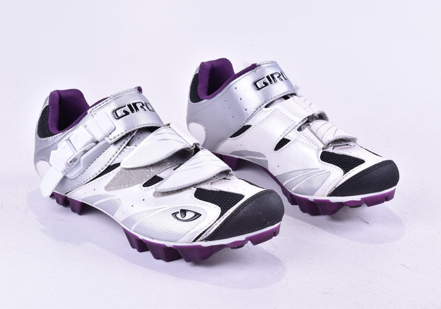 Giro Fahrradschuhe Damen Sportschuhe Sneaker EUR 38,5 Nr. 24-J 5345-Schuh-Gebraucht-secondhand