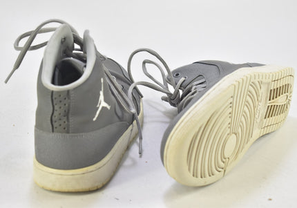 Jordan Executive Herren Sportschuhe Sneaker EUR 45 Nr. 24-T 2480-Schuh-Gebraucht-secondhand
