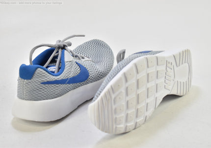 Nike Tanjun Damen Sportschuhe Sneaker  EUR 38 Nr. 25-T 3335