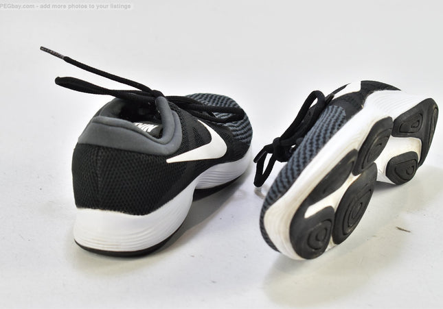 Nike Revolution Damen Sportschuhe Sneaker EUR 39 Nr. 25-M 1671-Schuh-Gebraucht-secondhand