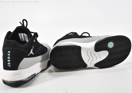 Jordan Max Aura Damen Sportschuhe Sneaker EUR 39 Nr. 25-T 2276-gebrauchte Schuhe-second hand-SchuhGebraucht
