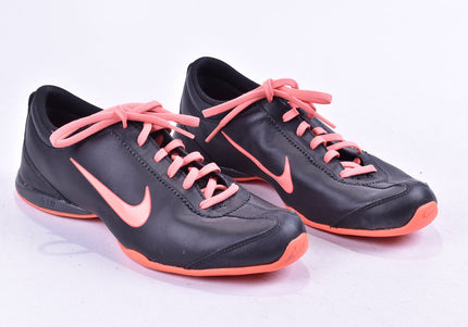 Nike Air Musio Damen Sportschuhe Sneaker  EUR 39 Nr. 24-A 2718
