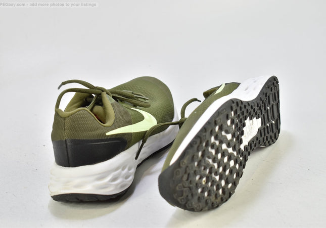 Nike Revolution Herren Sportschuhe Sneaker  EUR 40 Nr. 25-Z 459