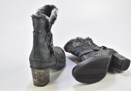 Clocharme Damen Stiefelette Boots EUR 38 Nr. 24-B 4195-Schuh-Gebraucht-secondhand