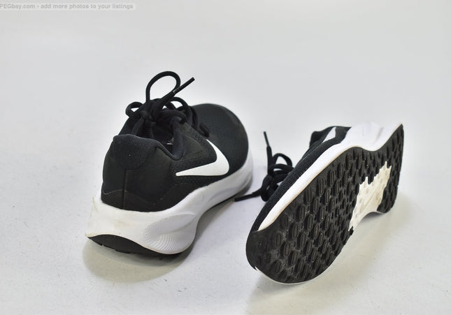 Nike Revolution Damen Sportschuhe Sneaker  EUR 37,5 Nr. 25-L 880