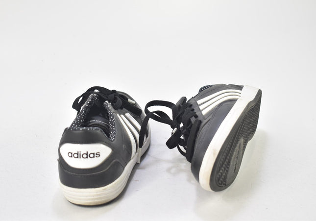 Adidas Hoops Damen Sportschuhe Sneaker EUR 39 1/3 Nr. 24-P 2250-Schuh-Gebraucht-secondhand
